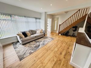 Lounge- click for photo gallery